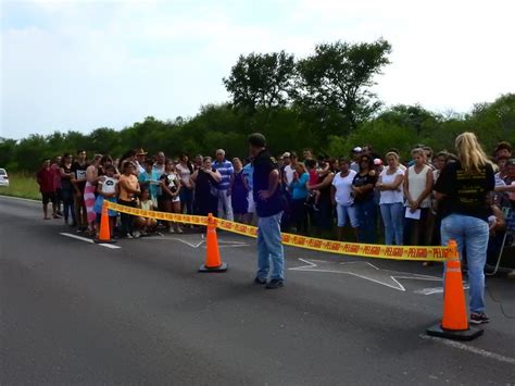 Por Dos Docentes Fallecidos En Un Siniestro Vial Pintaron Estrellas