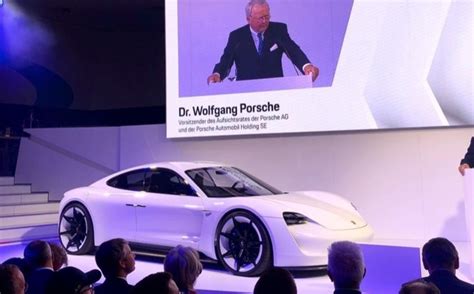 Porsche Sei Miliardi Di Investimenti Per Lelettrico E La Nuova Taycan