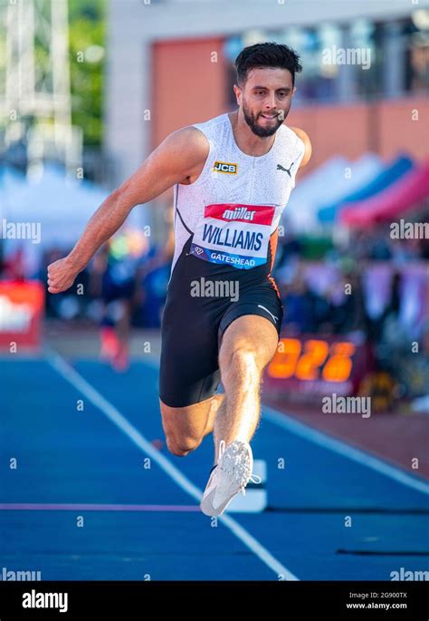 Benjamin Williams Triple Jump Hi Res Stock Photography And Images Alamy