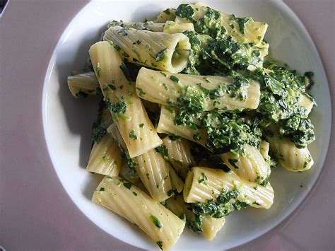 Gorgonzola Spinat So E Mit Pasta Von Maerzelfchen Chefkoch