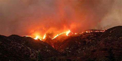 Californie un incendie ravage la région à l est de Los Angeles Le Point