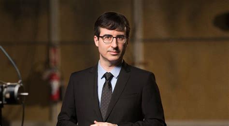 John Oliver Height Weight Measurements Shoe Size Age Biography