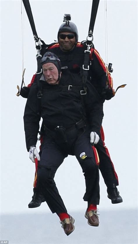 George Hw Bush Goes Skydiving To Celebrate His 90th Birthday Daily