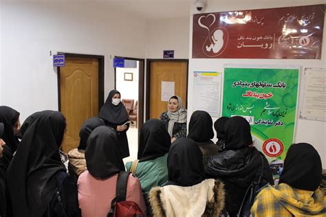 بازدید دانش آموزان مدرسه فاطمیه از مرکز رشد و دفاتر علمی پژوهشی