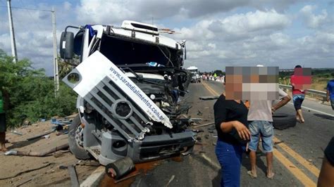 Veja As Fotos Do Acidente Na Br Pr Ximo A Ponte Felipe Guerra E A