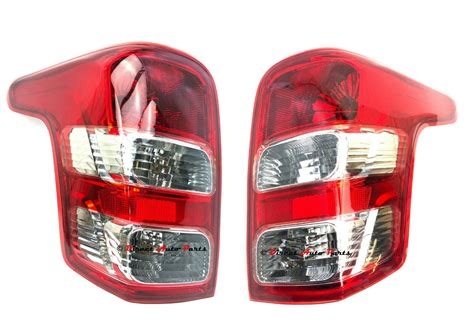 NEW TAIL LIGHT REAR BACK LAMP For MITSUBISHI TRITON MQ UTE 4 2015 11