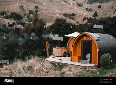 Log cabin forest hot tub hi-res stock photography and images - Alamy