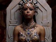 Naked Aaliyah In Queen Of The Damned