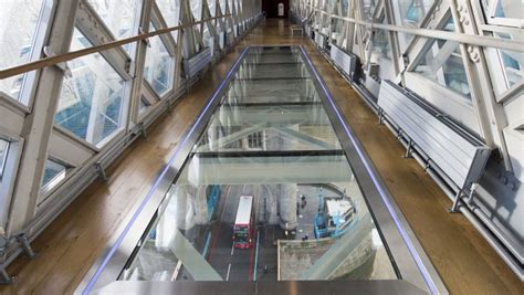 6 Jenis Material Kaca untuk Lantai dan Tips Memasangnya!