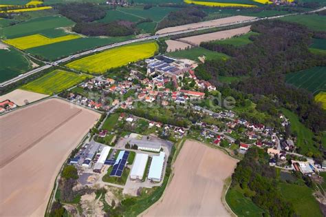 Gr Ditz Aus Der Vogelperspektive Dorfkern Am Feldrand In Gr Ditz Im