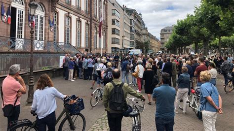 Solidarit Ts Kundgebung Nach Unruhen In Stra Burg Swr Aktuell