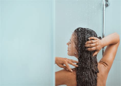 11 Best Natural Shampoos For Oily Hair Non Toxic Sustainable