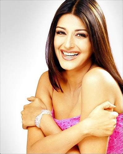 Sizzling Bollywood Sonali Bendre Hot Sexy Pictures Images