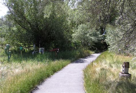 Places to Bird - Ogden Nature Center