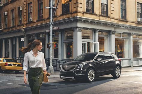 キャデラック Xt5 Crossover Sport Edition 〜 画像4 キャデラックのsuv「xt5クロスオーバー」に黒い品格をまとった限定車が登場！ 自動車情報・ニュース