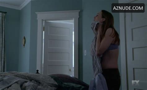 Alex Paxton Beesley Underwear Scene In The Strain Aznude