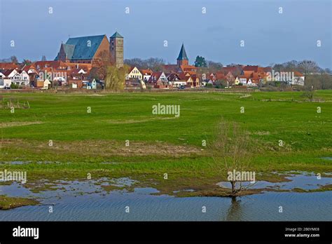 City View With Cathedral Of Verden An Der Aller Hi Res Stock