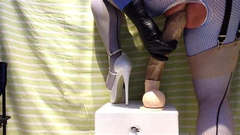 Sissy Cagna Scopa Un Grosso Dildo Troia Comdom Buco Del Culo XHamster