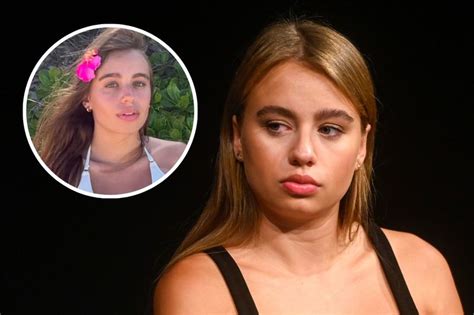 Oliwia Bieniuk kusi w bikini na plaży Za takie wakacje Polacy płacą krocie