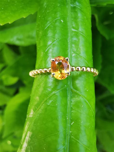 Bague Mlle Midinette Or Jaune Saphir Jaune Orang L Atelier