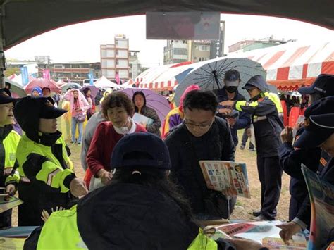 坪林森林公園千人親子健行 雨中邁步 生活 中時