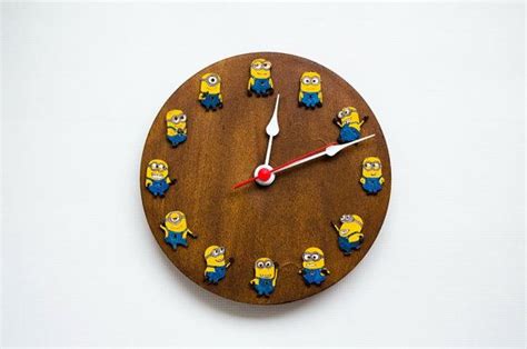 Minion clock kids room decor, ideas for children gifts Despiceable Me ...