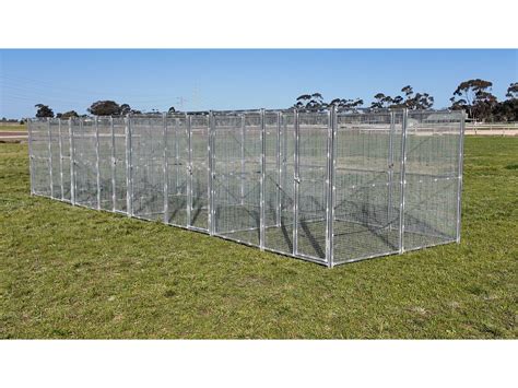 4 Bay 10m x 2.5m x 1.85m dog/chicken run, 25mm x 25mm mesh panels – Pet