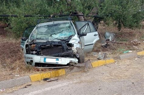 Trani Drammatico Incidente Sulla Bisceglie Andria Ferito Un Enne