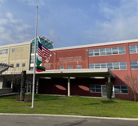 SEATTLE SCHOOLS SUE TECH GIANTS OVER SOCIAL MEDIA HARM | AppleMagazine