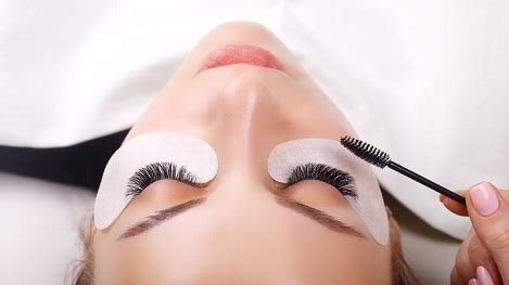 Find Out If Eyelash Extensions Are Safe Piedmont Healthcare