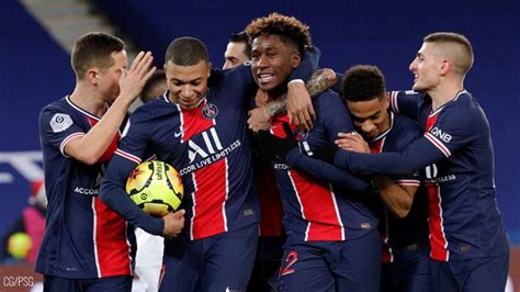 Statistiques Le Psg Est L Quipe Qui Fait Le Plus Tourner Son