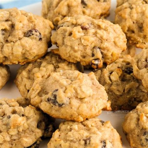 oatmeal cookies with nuts | Oatmeal applesauce cookies, Easy oatmeal raisin cookies, Oatmeal ...