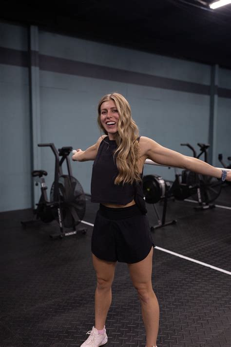 Combating Desk Job Stiffness: Stretches and Exercises for Office