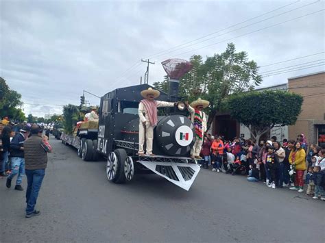 Celebran Desfile En San Juan Del Río Por El 112° Aniversario De La