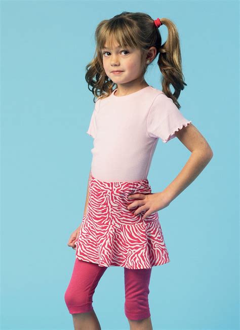 M6918 Childrensgirls Flared Skorts Textillia