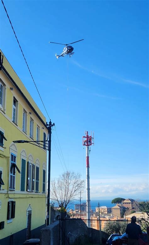 Maxi Antenna A Sampierdarena Iniziate Le Operazioni Di Smontaggio Foto