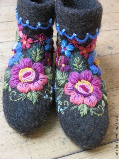 17 Best images about Valenki on Pinterest | High boots, Russian men and ...