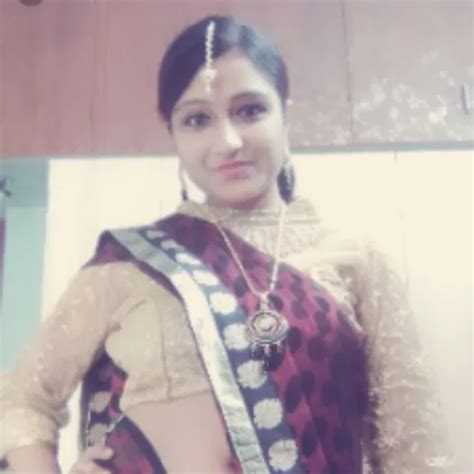 Mallu Girl Giving Blowjob And Making Him Cum Indian Amateur Porn Xhamster