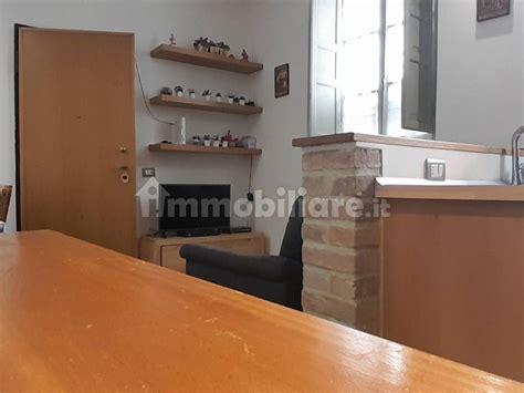 Affitto Appartamento Parma Monolocale In Borgo Guazzo 19 Buono Stato