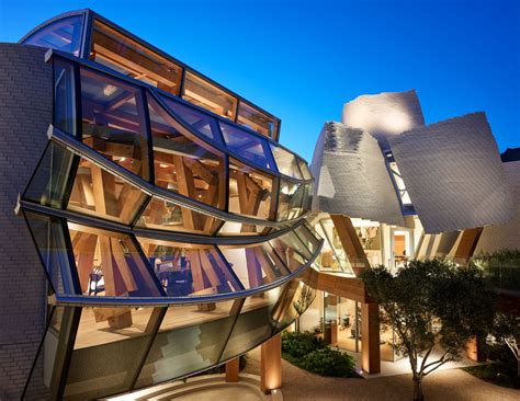 frank gehry  decades  daring architectural digest