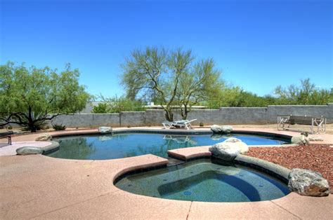 Salt water and Conventional Pools - Tucson Real Estate