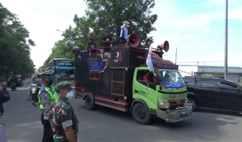 Ikut Aksi Unras Nasional Ribuan Buruh Purwakarta Berangkat Ke Jakarta