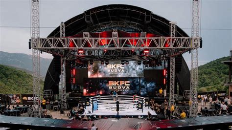 No Plot Just Truth Tall Girl Penny S Wild Bare Reveal Shook The Internet Forever news