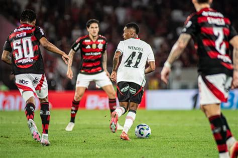 A Maior Goleada Do Flamengo - Flamengo 8x0 Vitória é a maior goleada do século XXI no Brasileirão