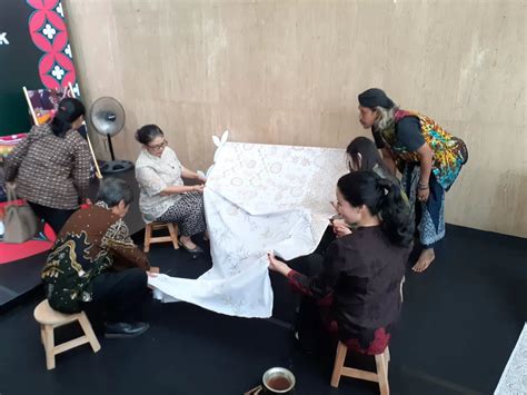 Digandeng Dua E Commerce Besar GKRBAy Adipati Paku Alam X Ingin Batik