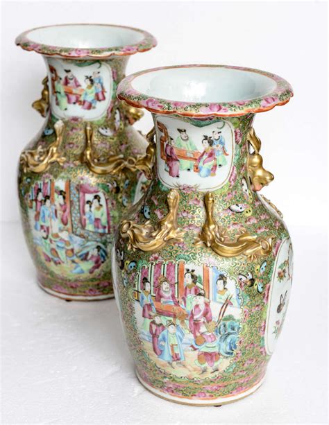 Rare Pair Of Chinese Porcelain Famille Rose Vases 19th Century For