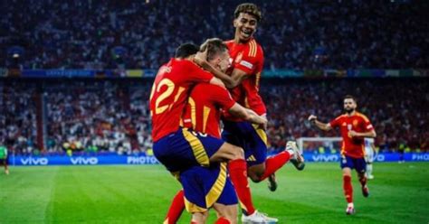 España venció 2 1 a Francia y clasificó a la final de la Eurocopa