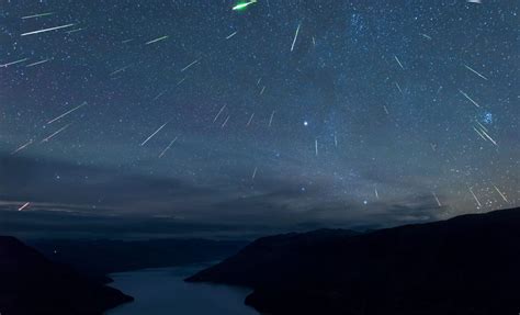 Double Meteor Showers To Illuminate The Sky How To Watch The Alpha