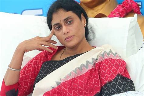 Sharmila Joining Congress Whose Gain It Will Be Telugu