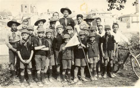 Allombra Delle Torri Storia Dello Scoutismo Albenganese Agesci